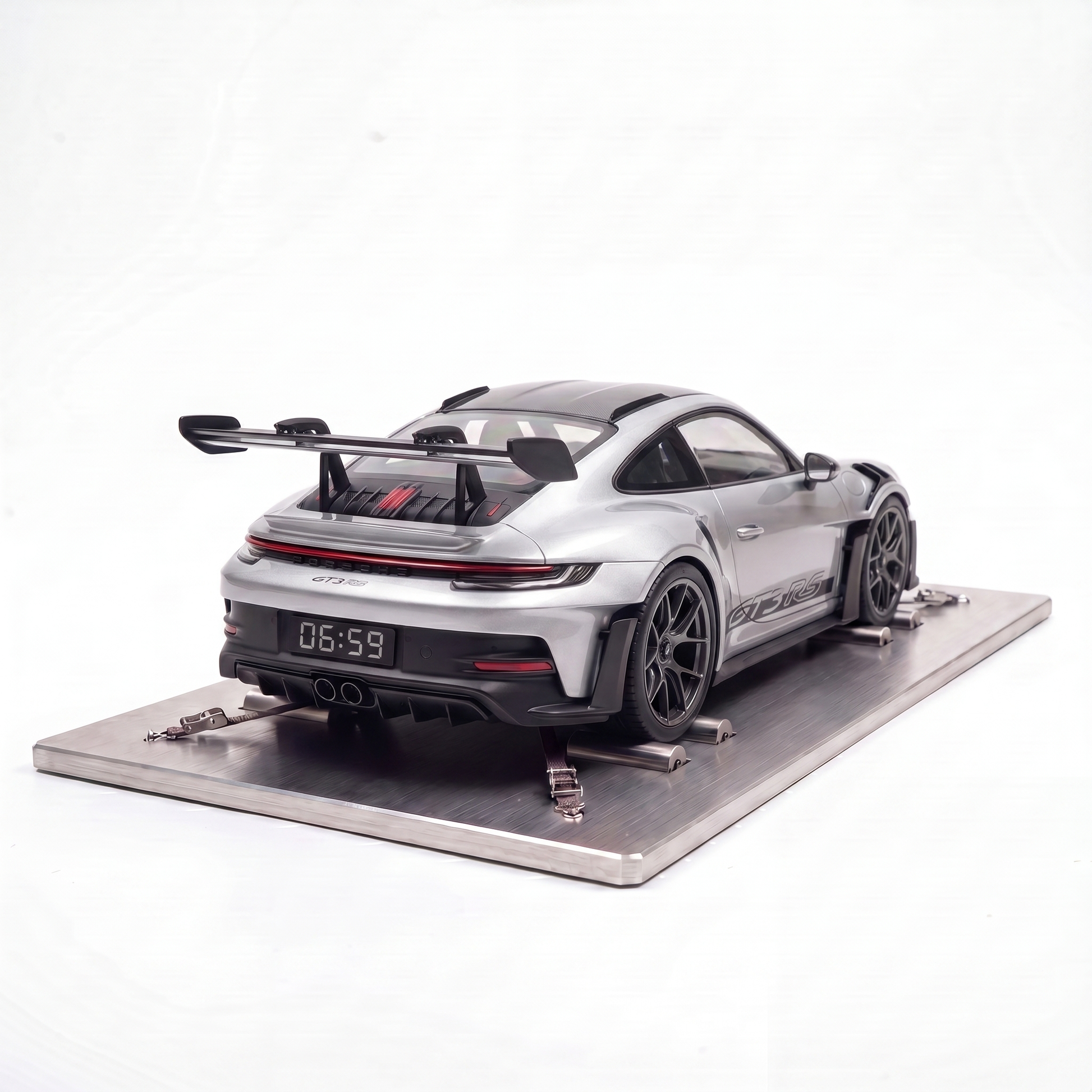 RevClock — budzik supersamochod (Porsche 911 GT3 RS)